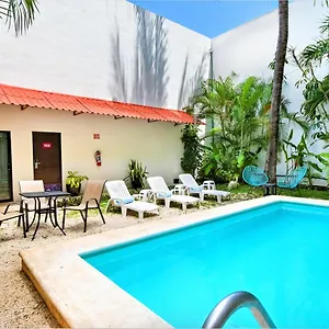 **** Hotel Mariachi By Kavia 5th Av Mexiko