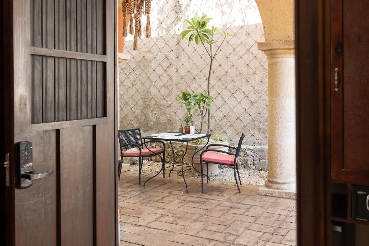 Casa Dos Lirios Hotel Boutique Mérida