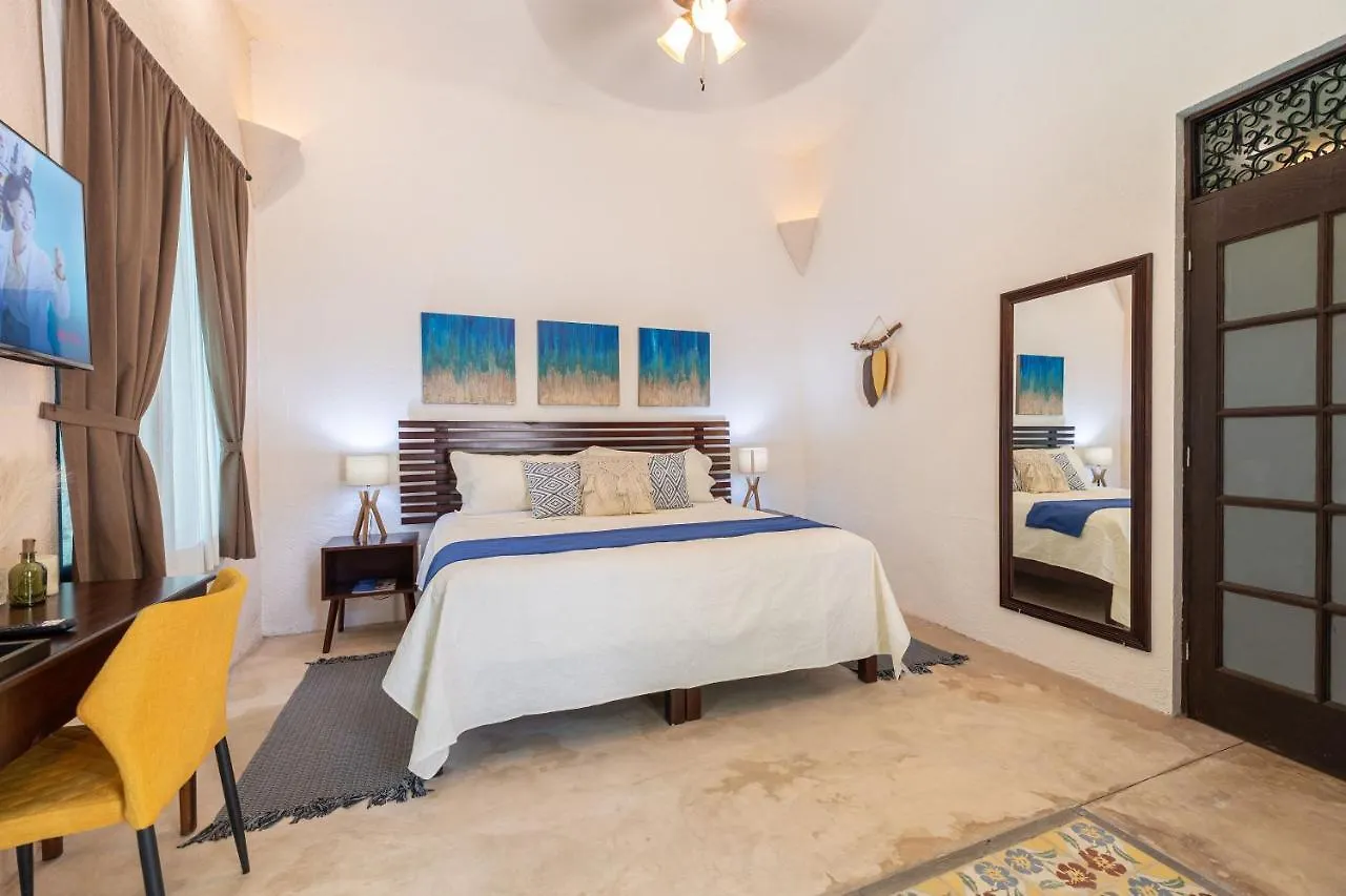 Casa Dos Lirios Hotel Boutique Mérida