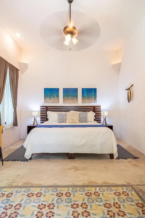 Casa Dos Lirios Hotel Boutique Mérida Frühstückspension